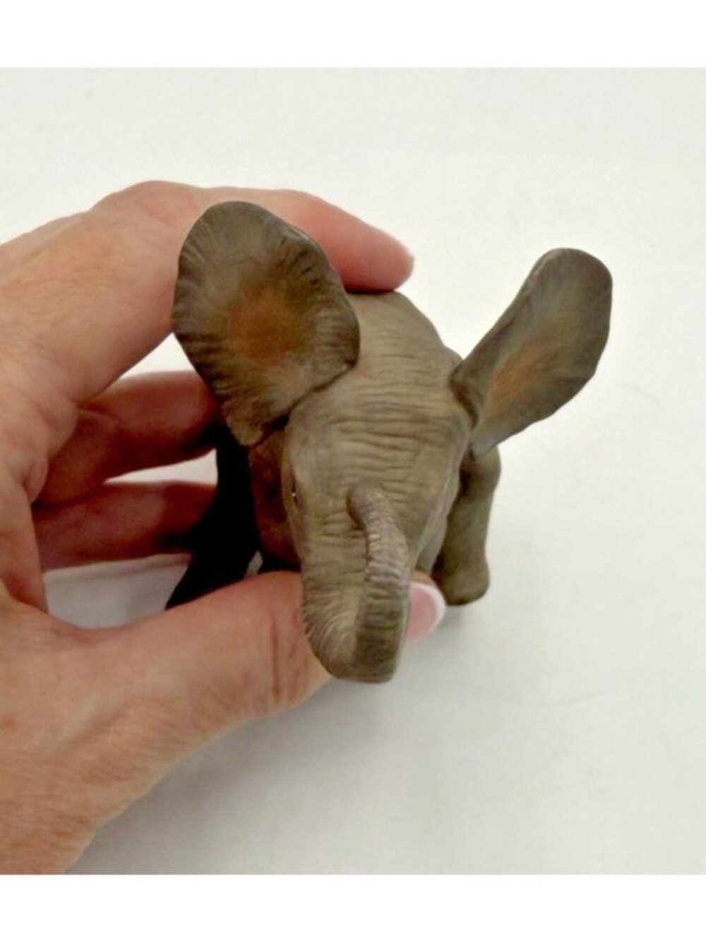 Vintage Lenox Smithsonian African Baby Elephant Showering Figurine 1993 - Picture 6 of 16
